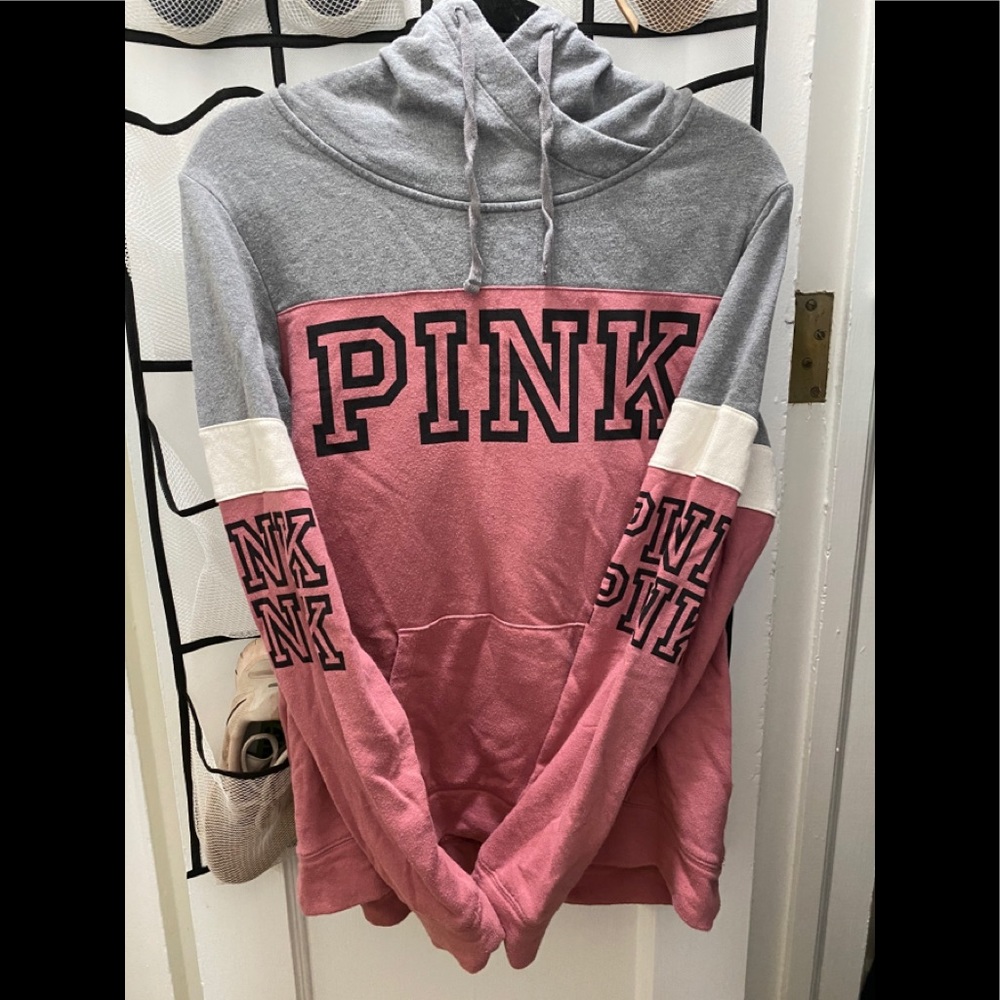 VS PINK SWEATER